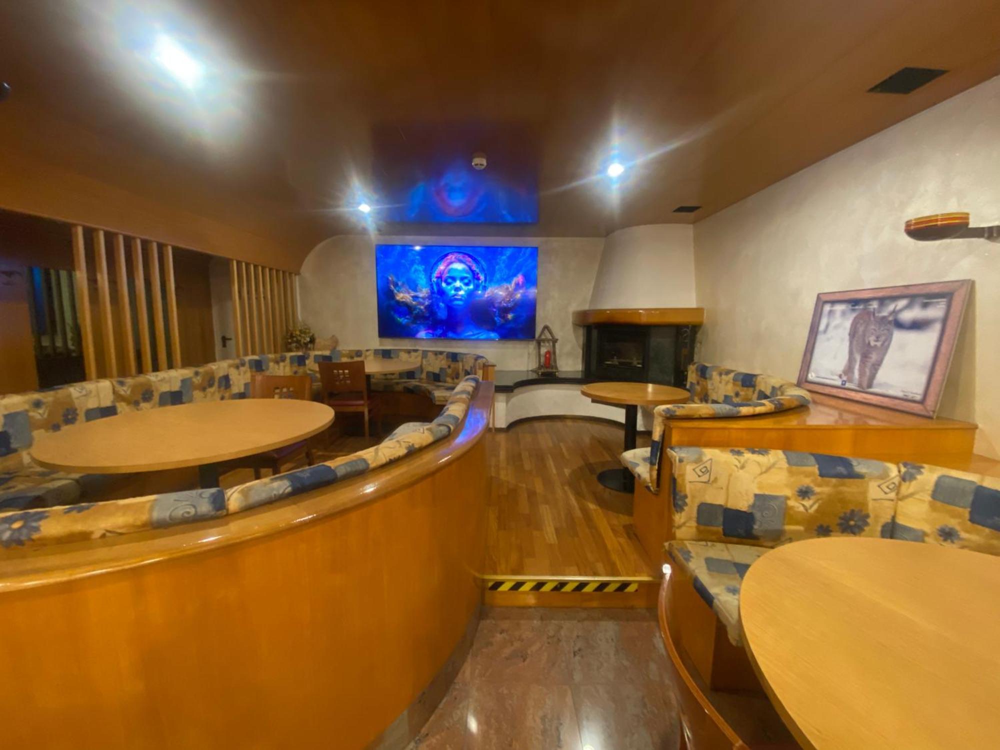 טרביסיו Hotel International מראה חיצוני תמונה